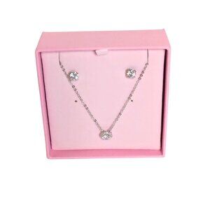 WOMEN'S SWAROVSKI NECKLACE & EARRING SET - SIZE OS